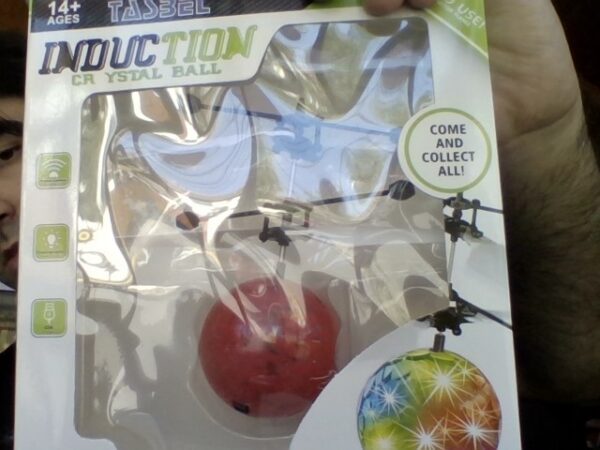 Bola de cristal voladora